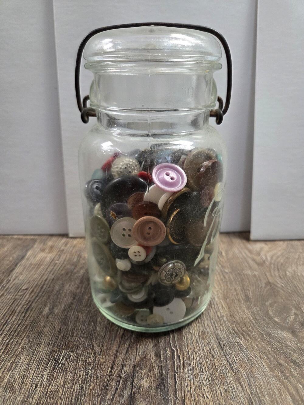 Lot of Vintage Antique Buttons Mason Ball Ideal #10 Jar